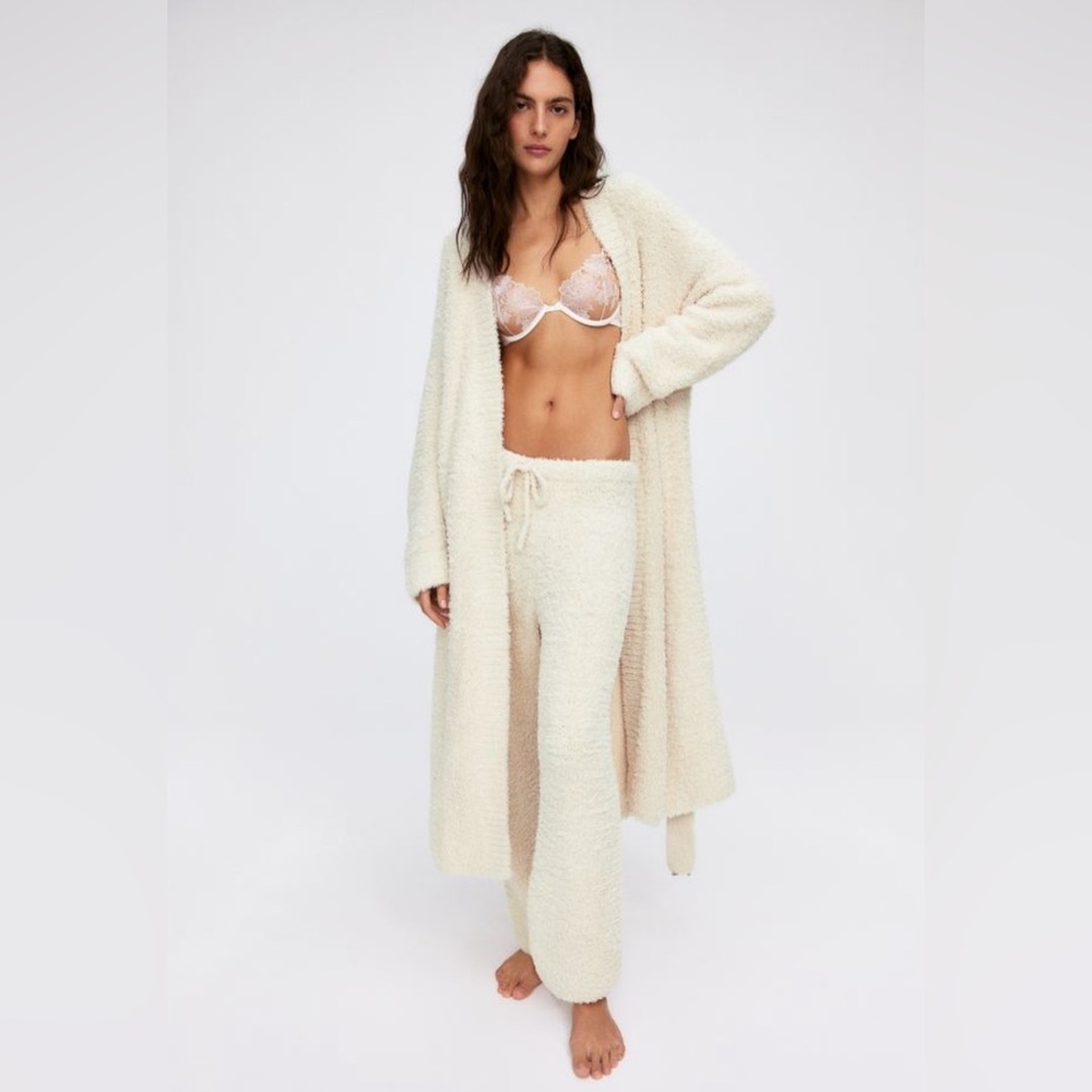 H&M white fluffy Bathrobe